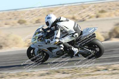 media/Dec-07-2025-CVMA (Sun) [[3e7d2de5dc]]/Race 15-Amateur Formula Open/